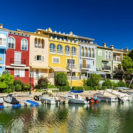 Making the physical move to Spain: relocation companies, packing tips and more